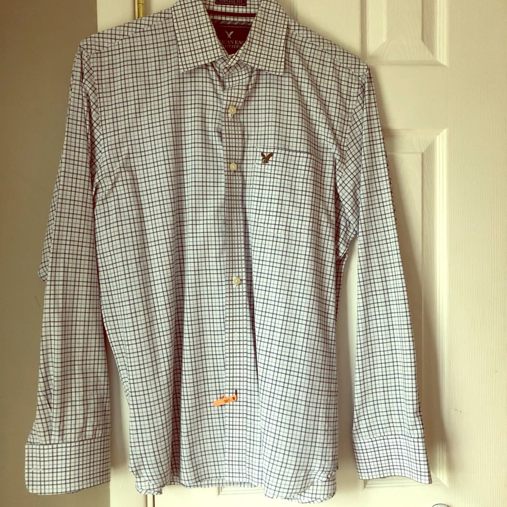American Eagle blue and white plaid button down